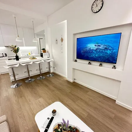 The Downtown Koukaki Spacious Luxury 5th Fl 2bd Apartamento