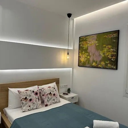 The Downtown Koukaki Spacious Luxury 5th Fl 2bd Atenas
